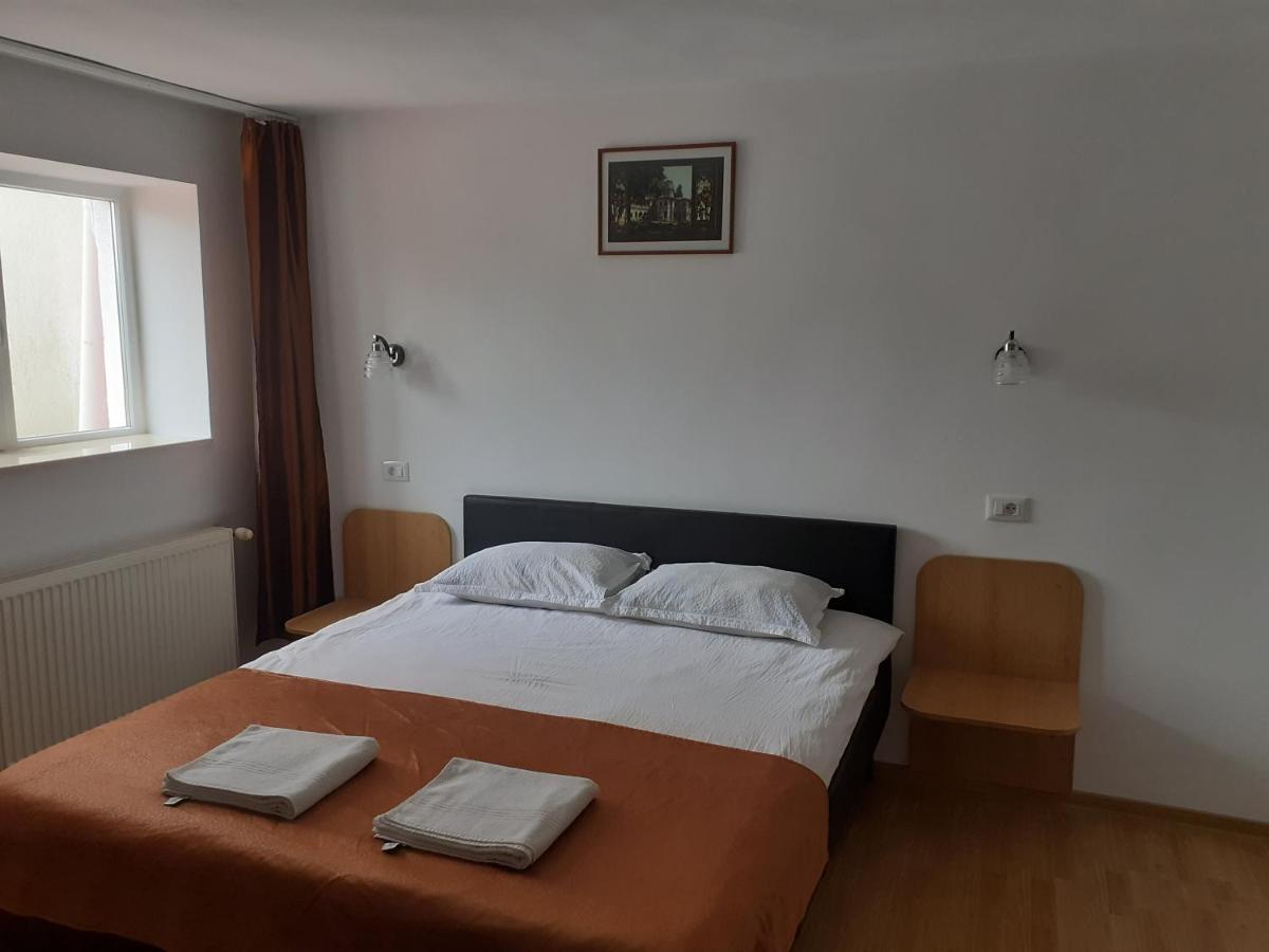 Pensjonat Casa Cionca Gilău Zewnętrze zdjęcie